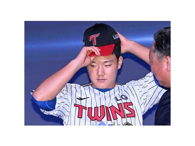 LG 피로골절 회복 중 고교 투수 1라운드 지명한 이유가 뭘까