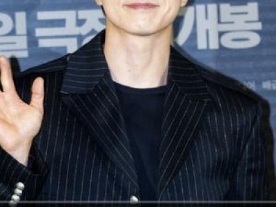 정성일 결혼 9년 만에 파경 새 출발 응원하는 팬들