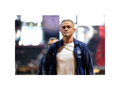 엔리케 PSG 재계약 논의 중 감독과 구단 사이 갈등은?